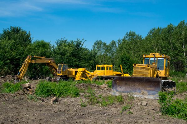 Cost of Bulldozer Clearing in West Des Moines
